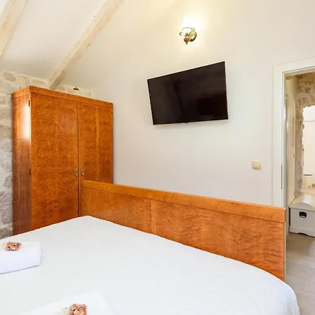 Stunning In With Wifi