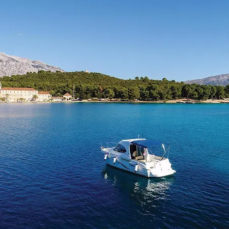 Beautiful Home In Orebic Holiday home *